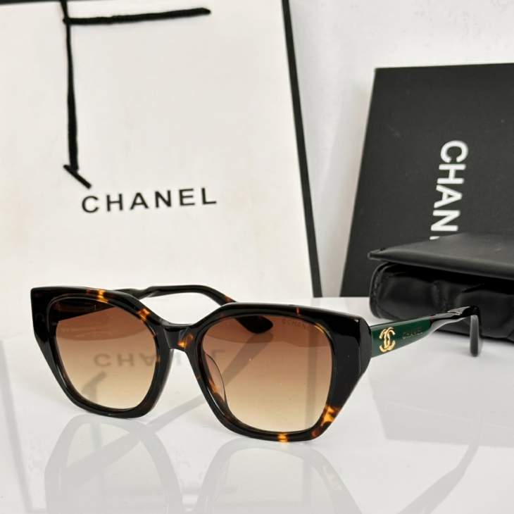 Picture of Chanel Sunglasses _SKUfw79398775fw
